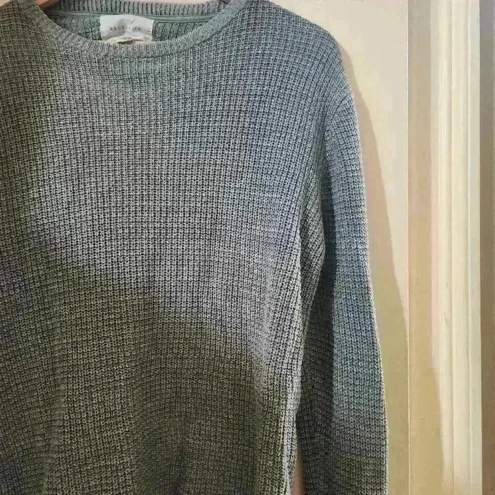 Brunswick long sleeve knit pull over size small - Picture 5 of 5